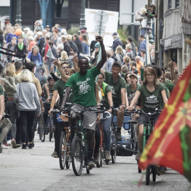 Arrivée Tour Alternatiba Bayonne